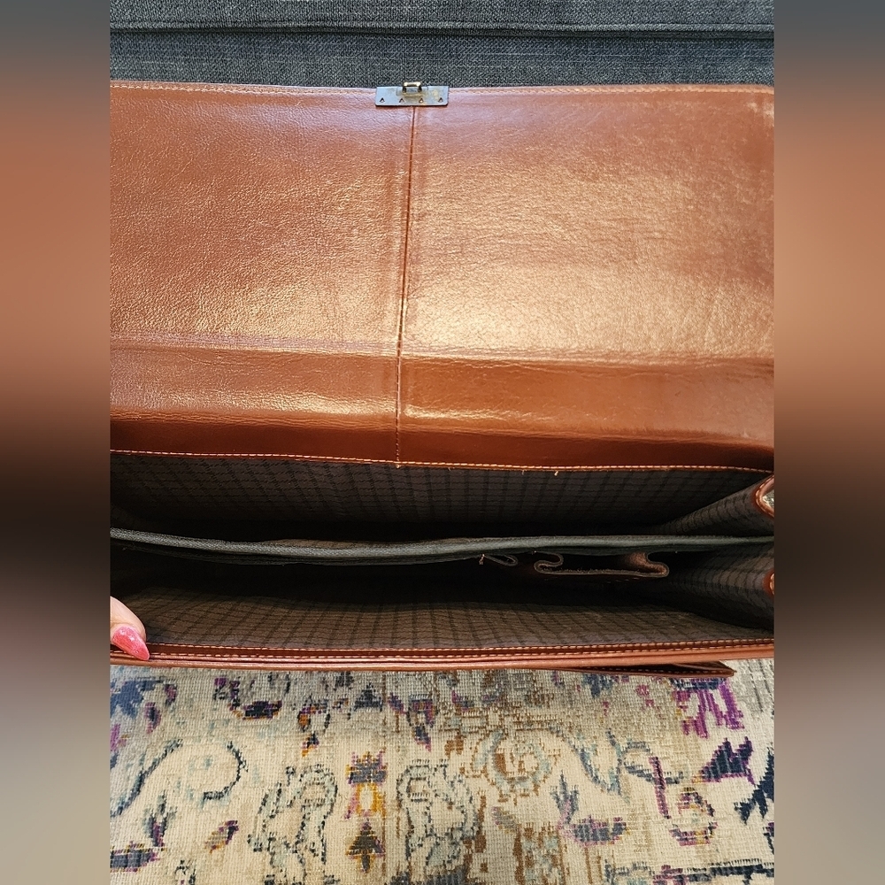 Vintage 1907 Brown 100% Leather Briefcase - Picture 5 of 15